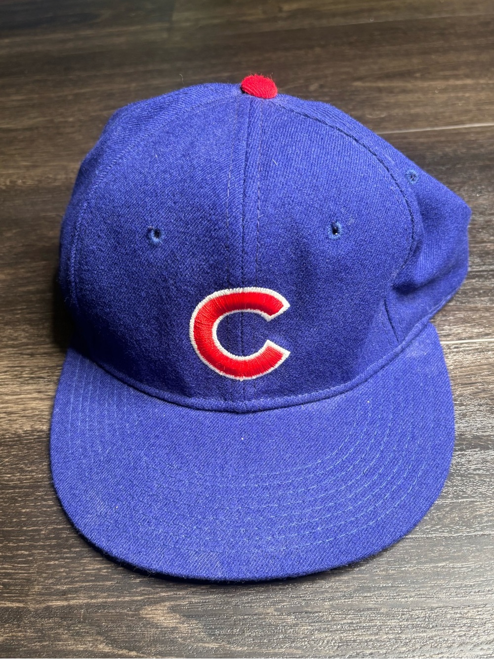 Vintage 90’s New Era Diamond Collection Chicago Cubs MLB Fitted Hat 7 3/8